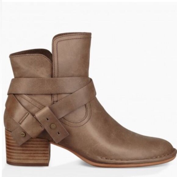 UGG women’s Elysian brown booties sz 6 - Picture 6 of 6